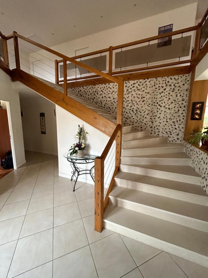 Maison Karmanor Monthoiron Exteriér fotografie